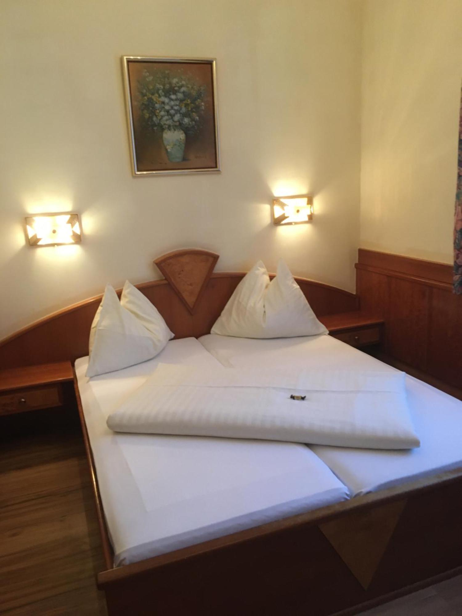 Cityhotel Ratheiser Klagenfurt am Woerthersee Ngoại thất bức ảnh